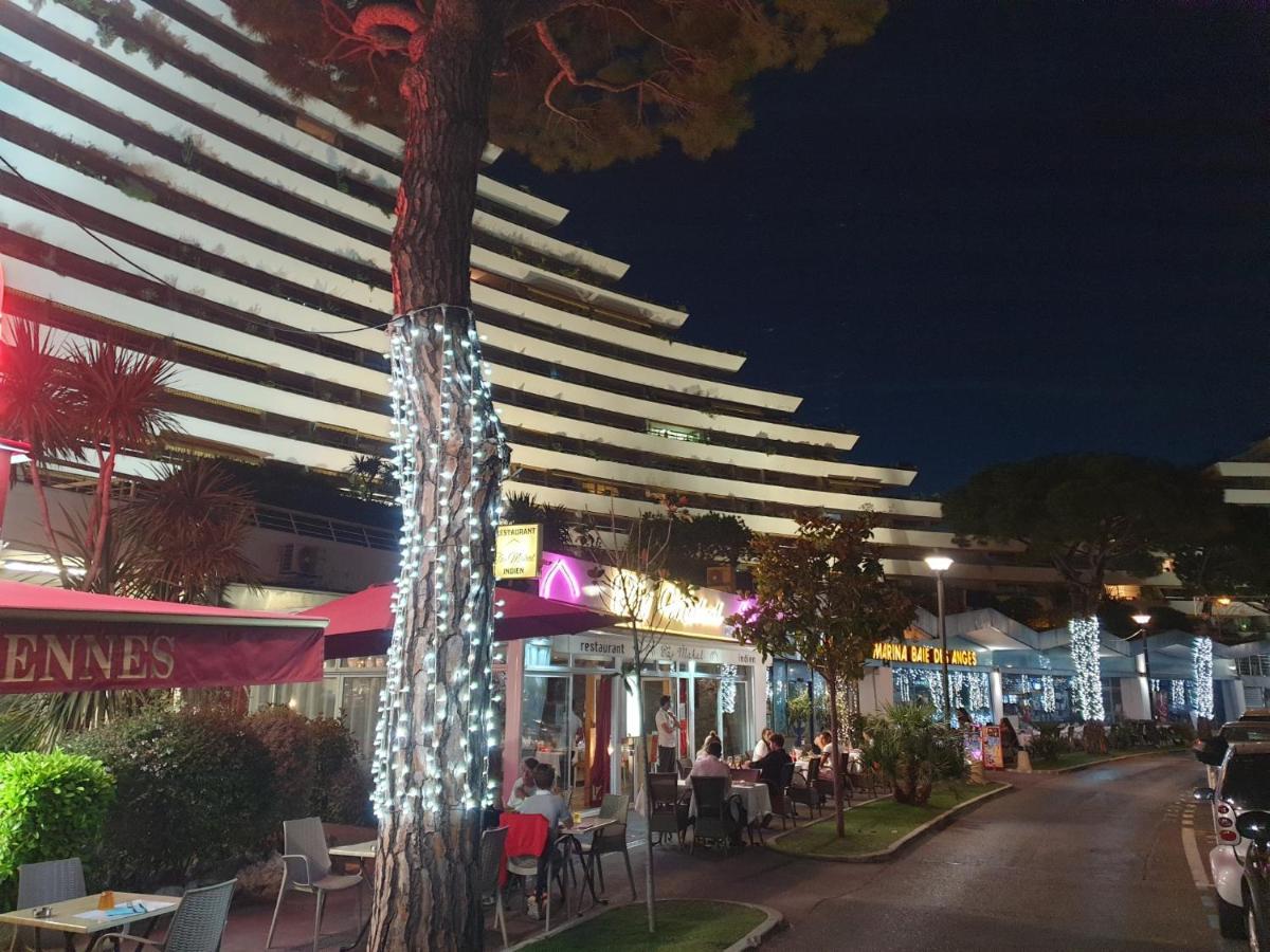 Apartments At Commodoro วิลล์เนิฟ-ลูเบ ภายนอก รูปภาพ