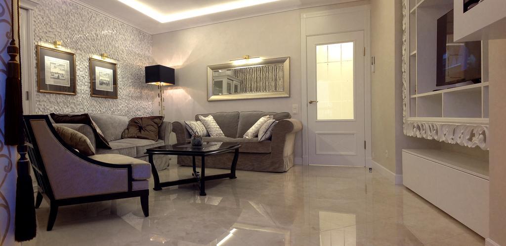Apartments At Commodoro วิลล์เนิฟ-ลูเบ ภายนอก รูปภาพ