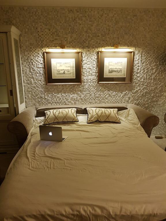 Apartments At Commodoro วิลล์เนิฟ-ลูเบ ภายนอก รูปภาพ